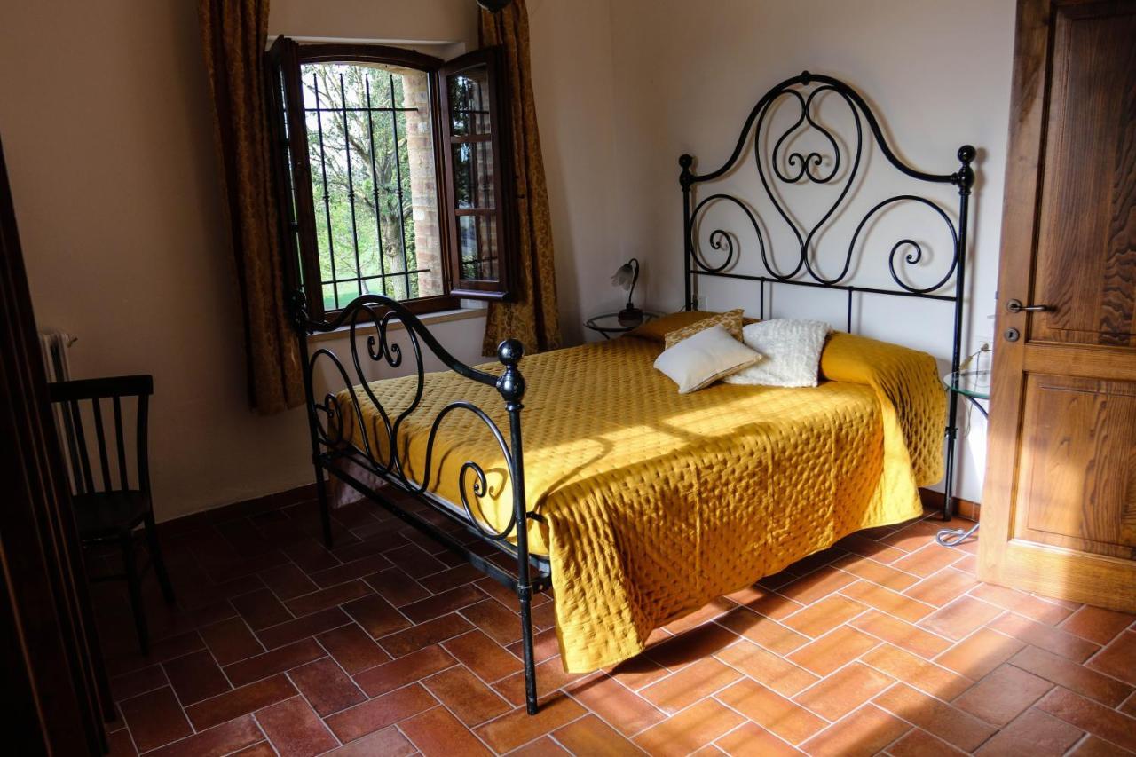 Agriturismo Bombina Montisi Экстерьер фото