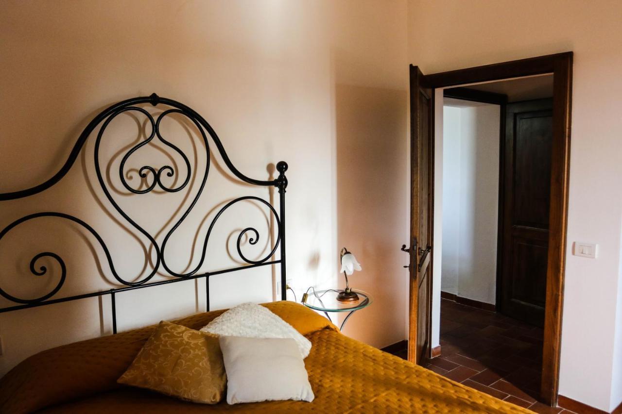 Agriturismo Bombina Montisi Экстерьер фото
